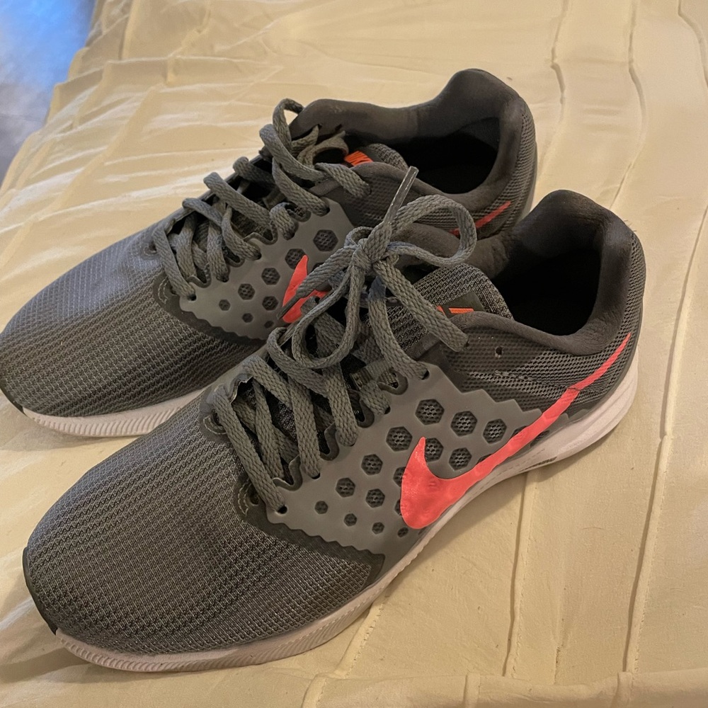 Nike Running Shoe Size 8 women